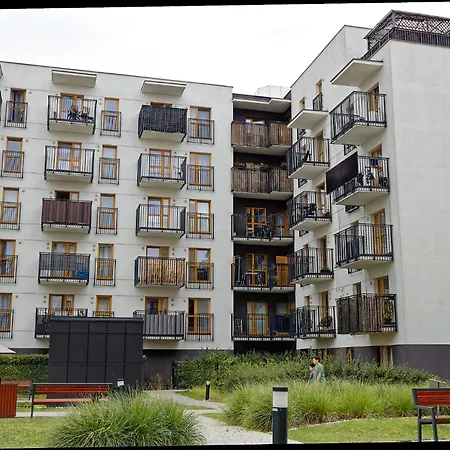 Airport Bakalarska Apartment Warschau Exterior foto